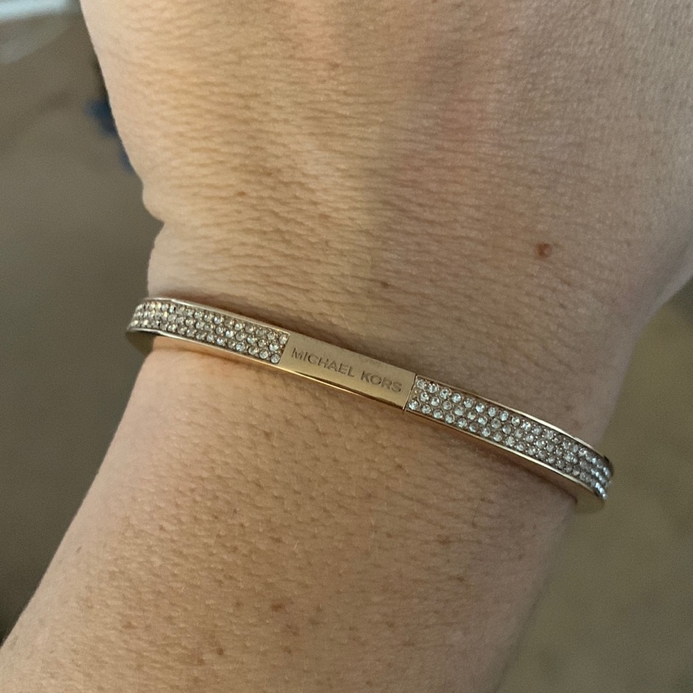MK rinestone Bracelet! - Picture 1 of 3